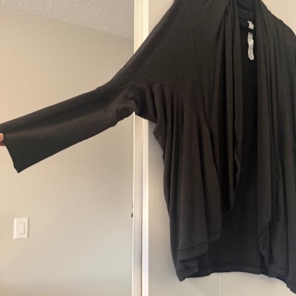 Lululemon Wrap - Picture 8 of 11